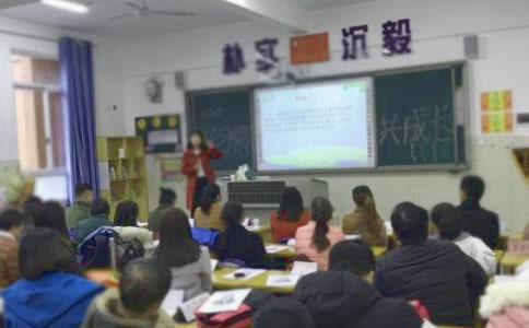 一位母親與家長會閱讀理解及答案