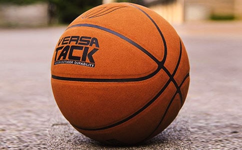 打籃球怎樣避免犯規違例