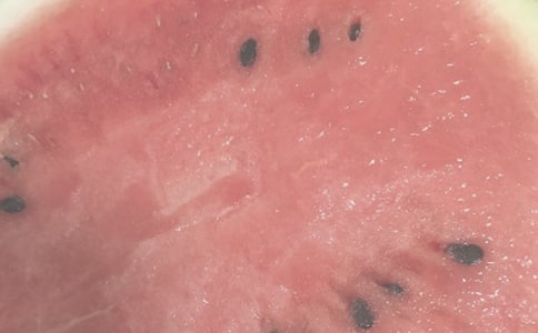 炎炎夏日選購濕巾的技巧