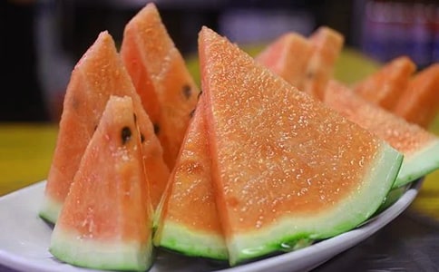 夏天吃龜苓膏有什么好處