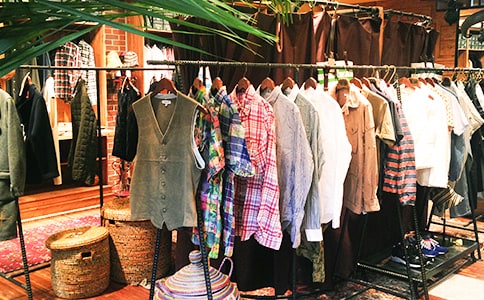 怎樣洗掉衣服上的油漬（附各污漬處理方法）