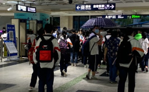 中學生自我評價怎么寫
